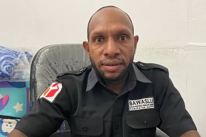 Ketua Bawaslu Kabupaten Mappi, Mikhael Meypen. - SB/Ist