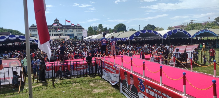 Kampanye Akbar Romanus-Muyak Dihadiri Belasan Ribu Pendukung